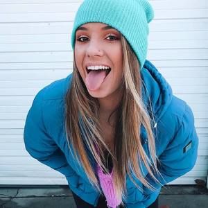 Meet your Posher, Sidney